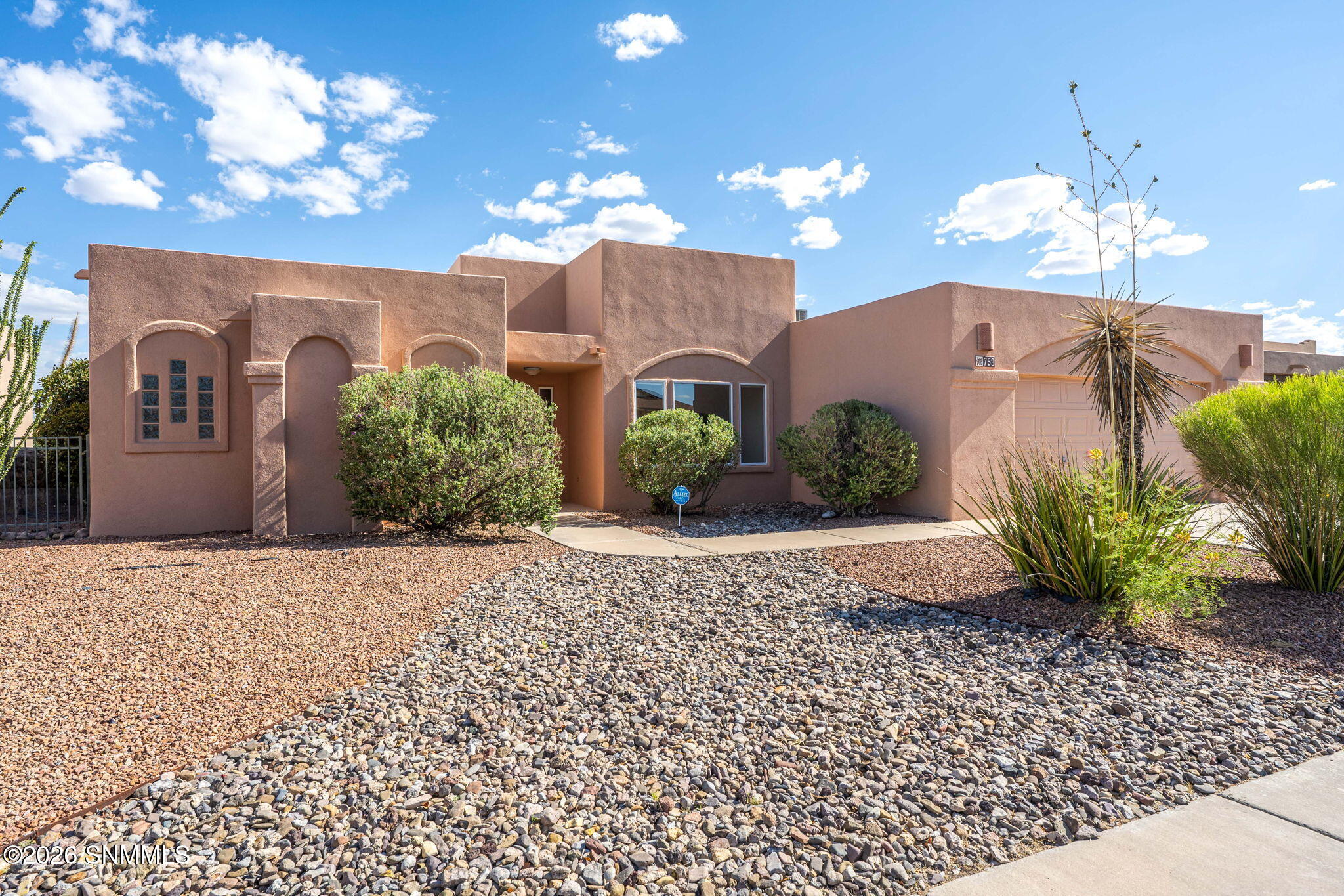 2-web-or-mls-Snappin Homes (StoneCanyon7