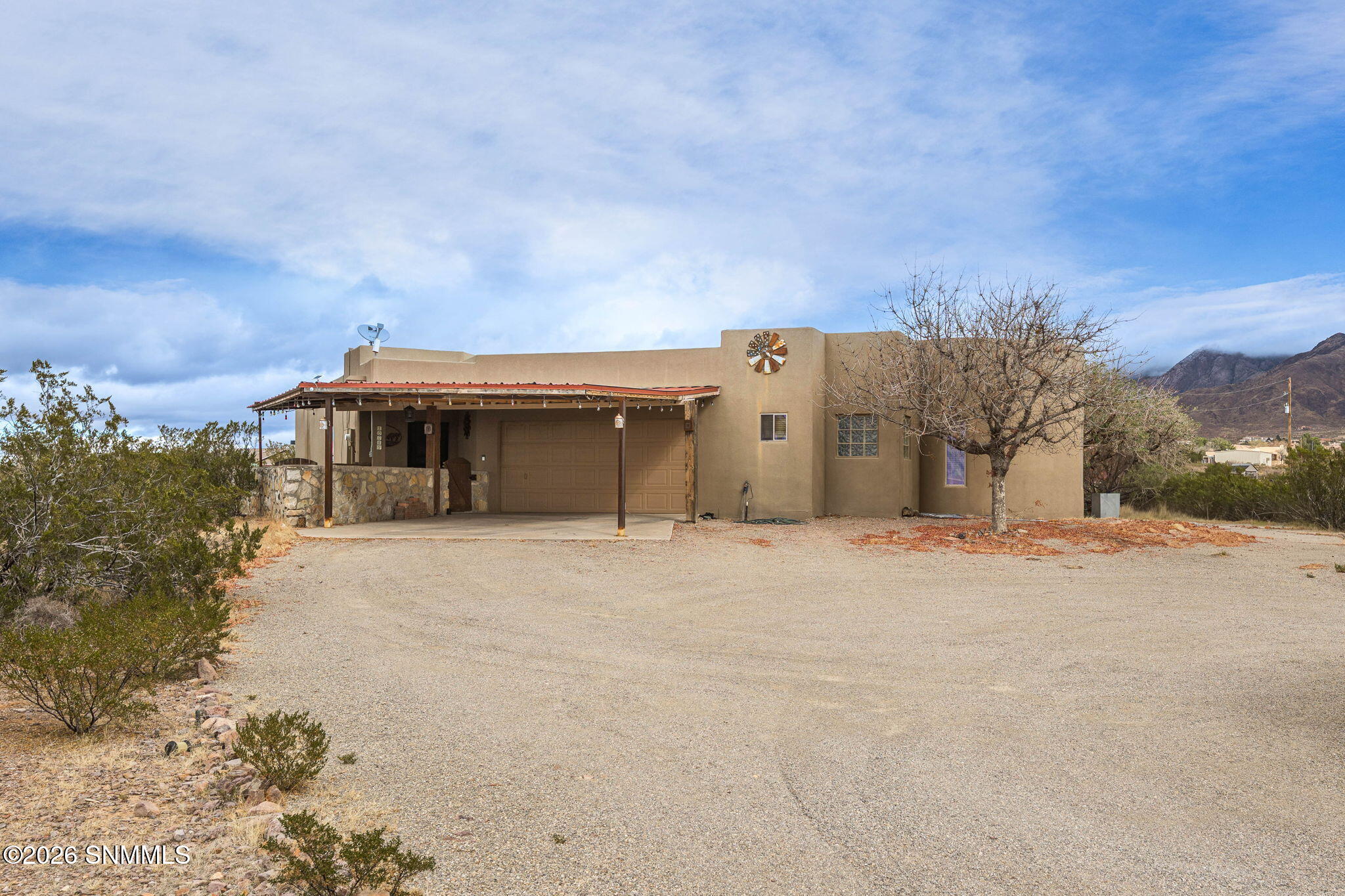 2-web-or-mls-Snappin Homes (AchenbachCan
