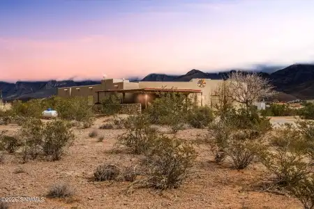 10085 Achenbach Canyon Road, Las Cruces, New Mexico 88011, 4 Bedrooms Bedrooms, ,2 BathroomsBathrooms,Residential,For Sale,Achenbach Canyon,2602113