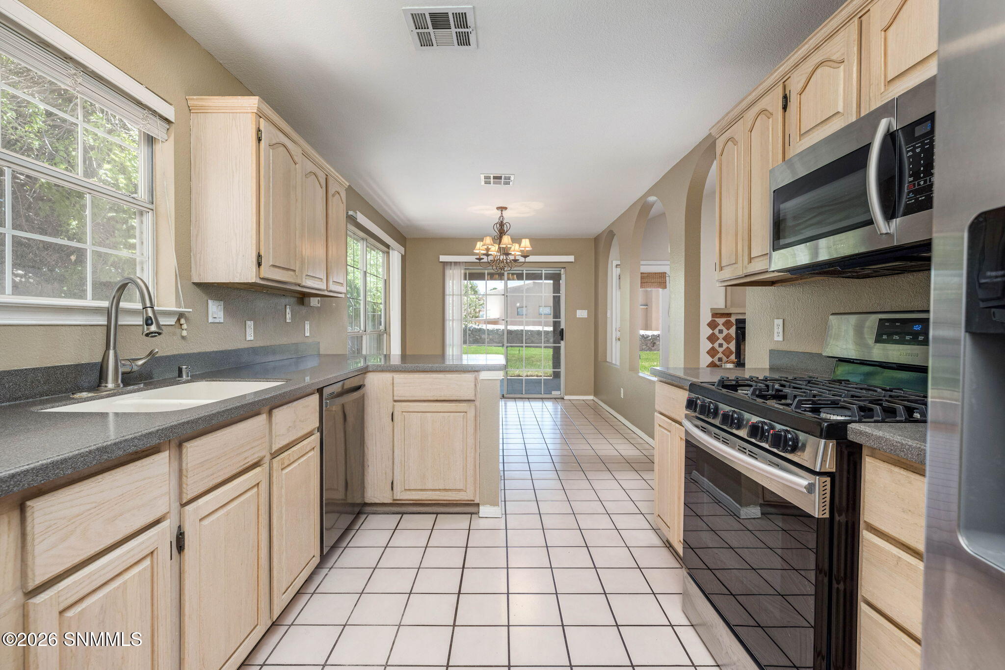 14-web-or-mls-Snappin Homes (SanFelipe22