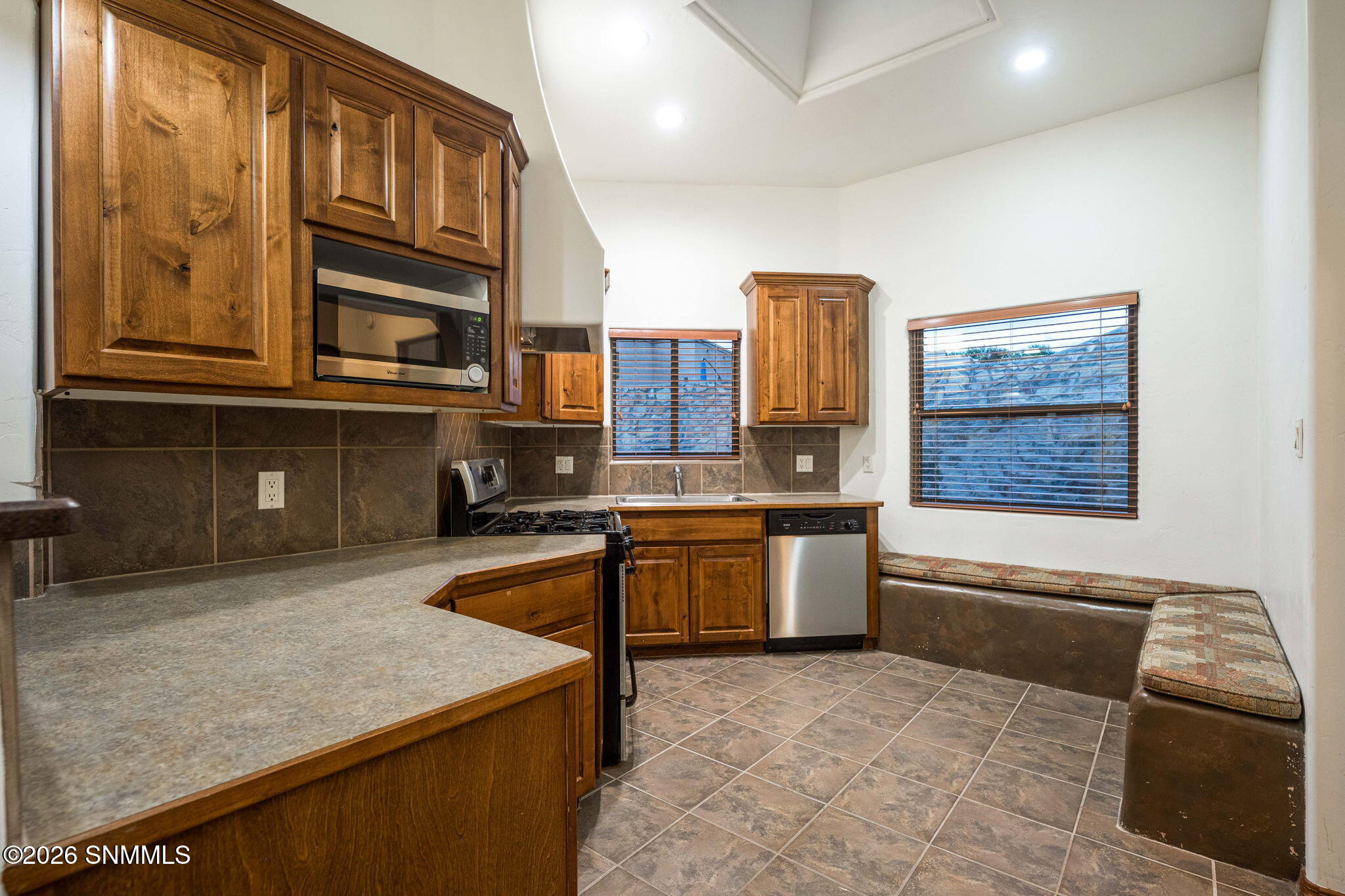 1-2552 Scenic Crest, Z  Real Estate-1 (1