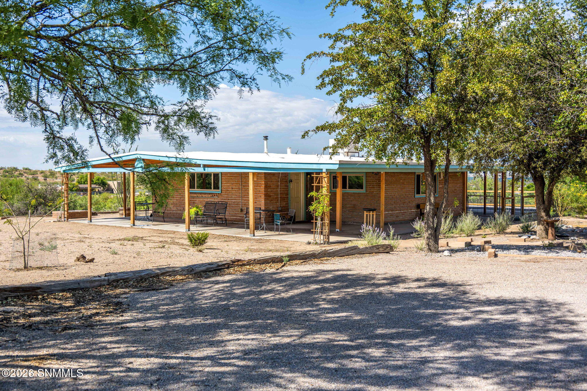 1-web-or-mls-Snappin Homes (Webb2600)-1