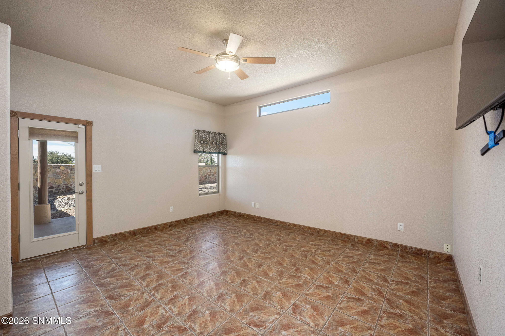 5225 Angel Fire - Z Real Estate, Zane an