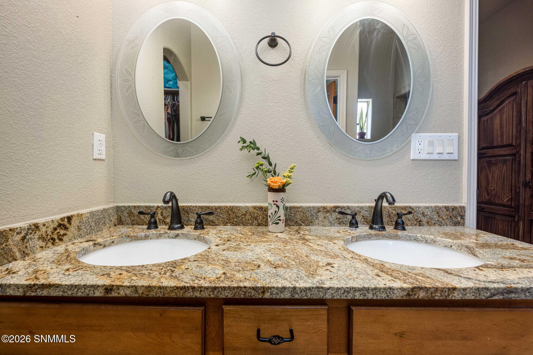25-web-or-mls-Snappin Homes (Clovis9124)