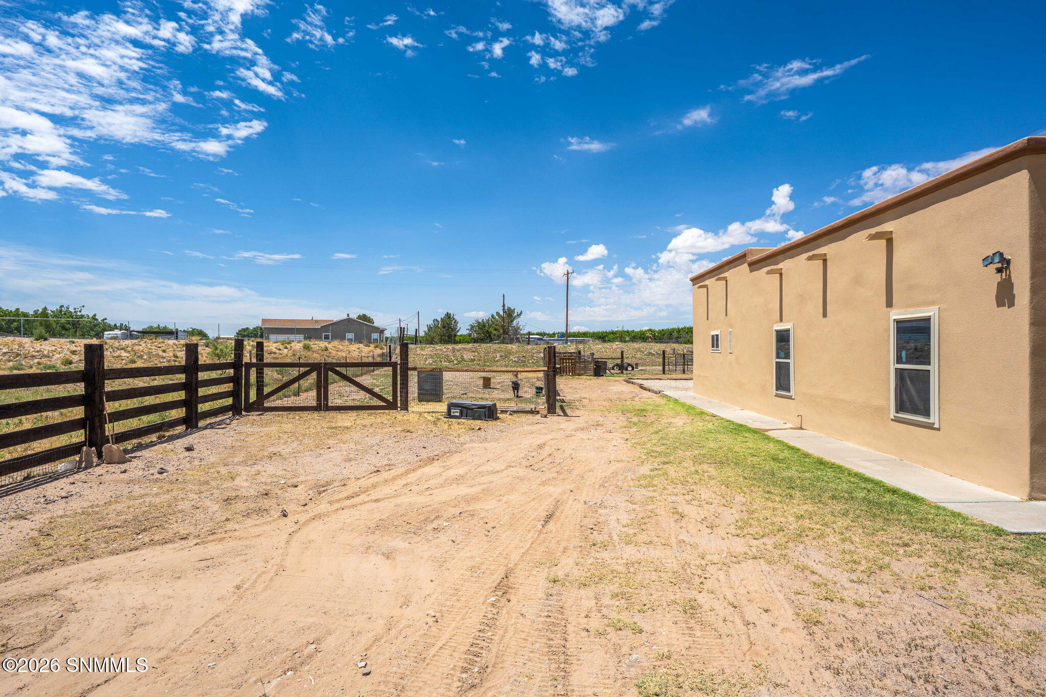 48-web-or-mls-Snappin Homes (Clovis9124)