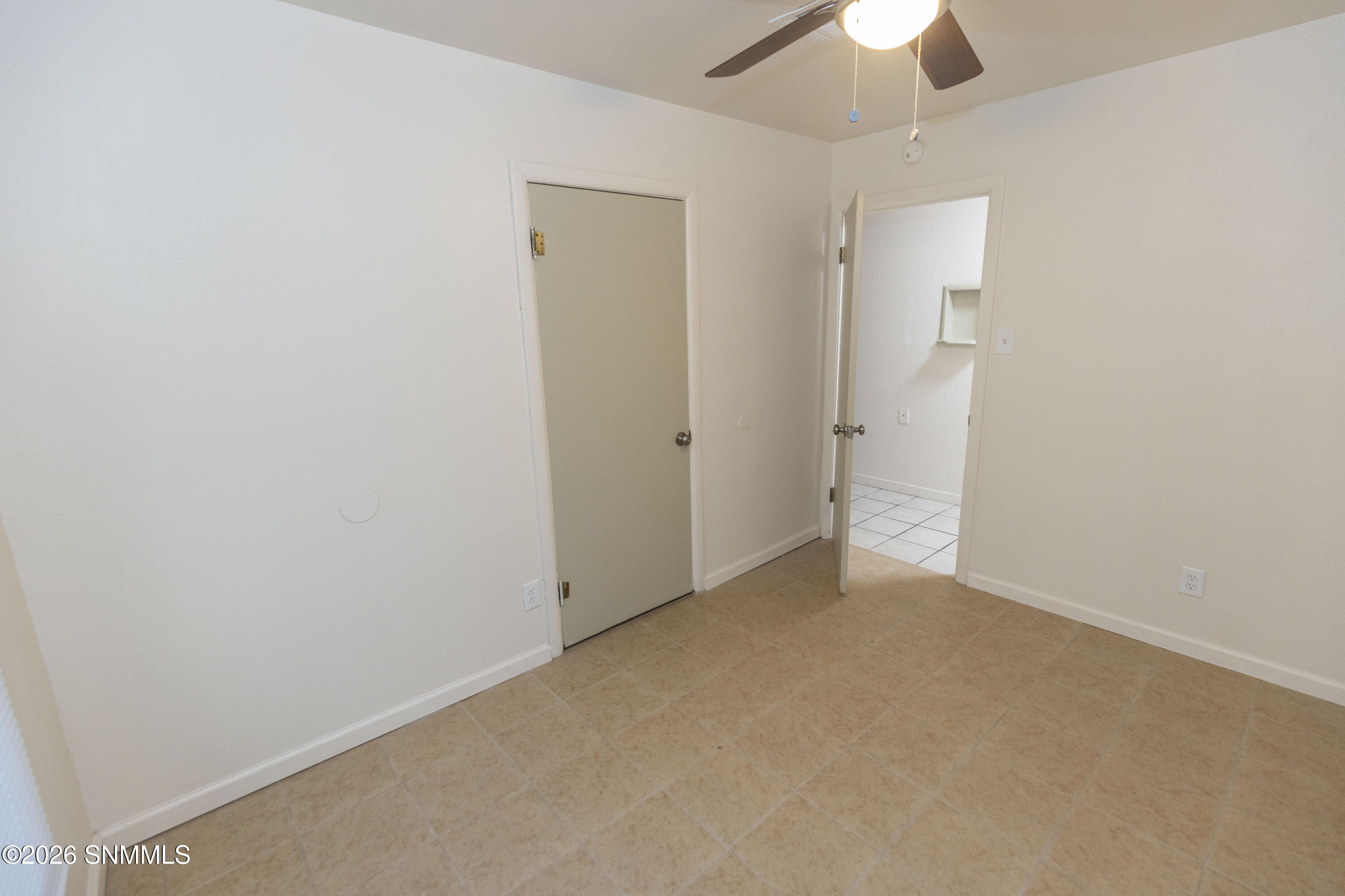 1br2