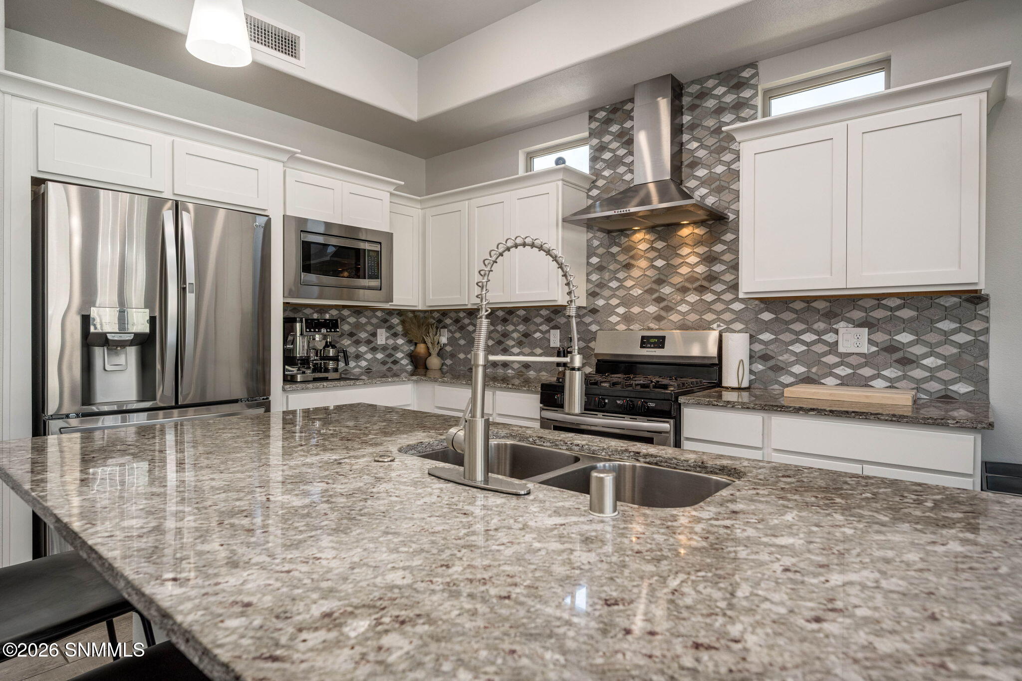 15-web-or-mls-Snappin Homes (MeadowSage4