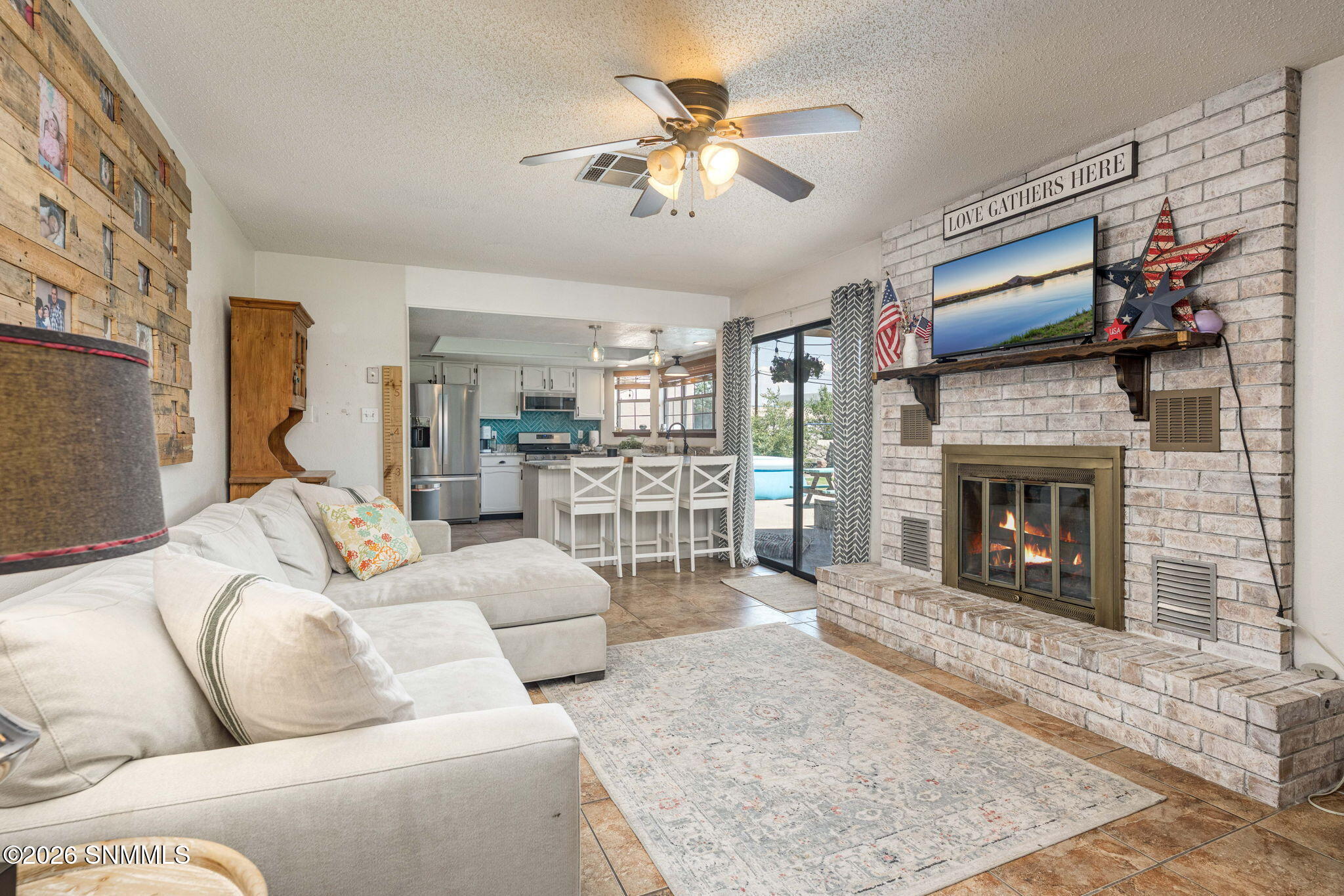 Living Area 1
