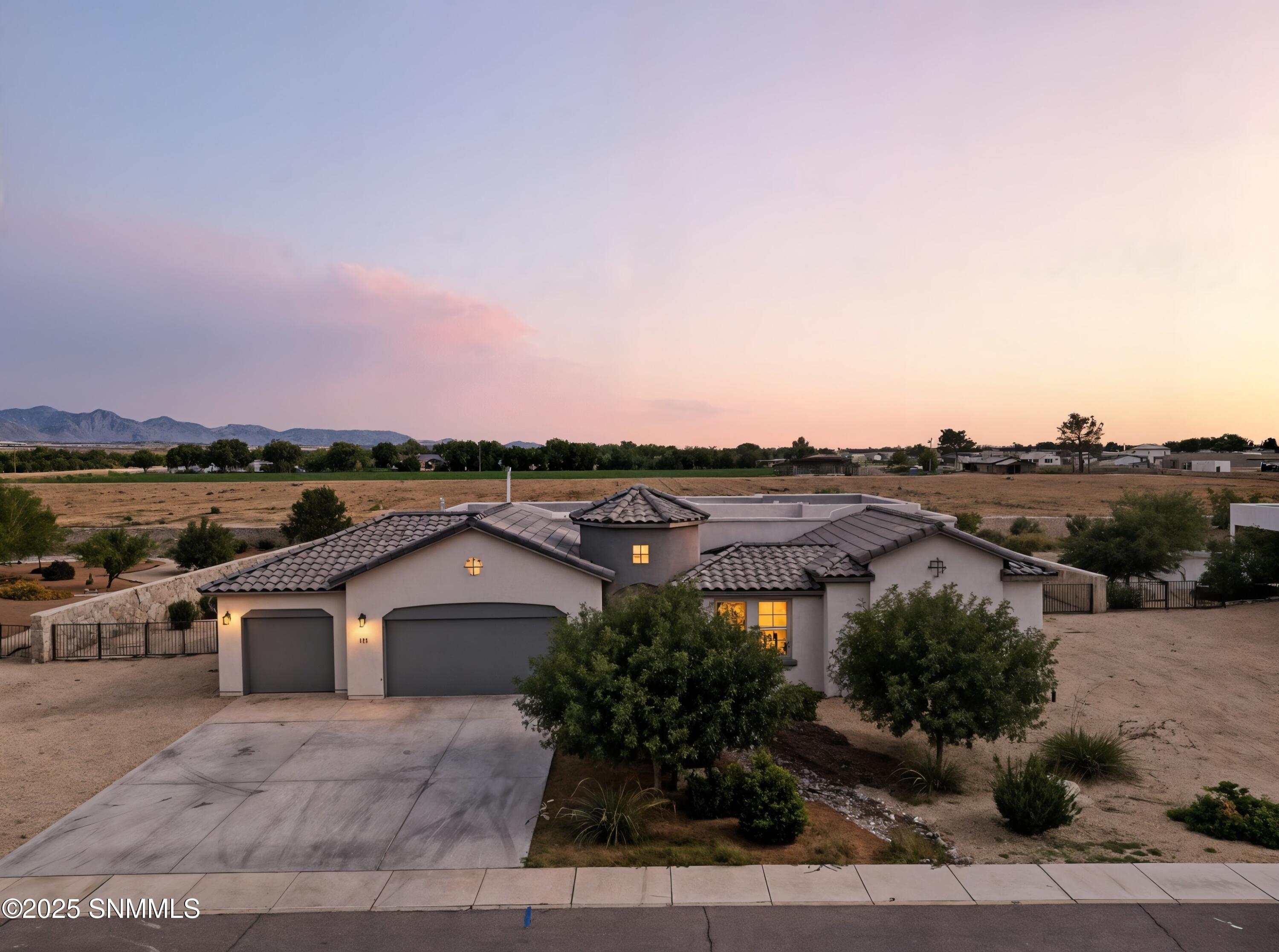 DJI_0241_twilight_5995171b-aded-4aef-969