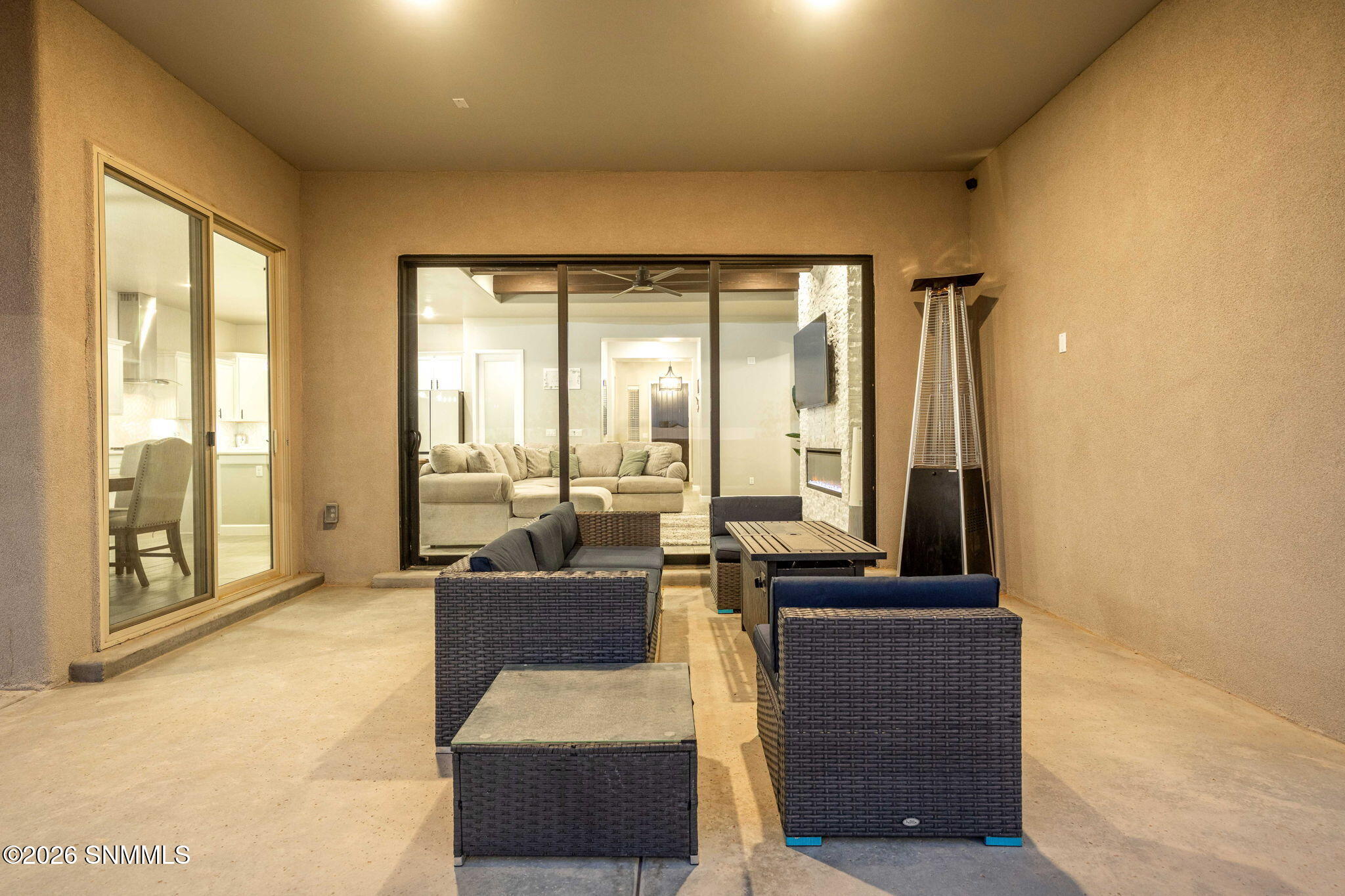 3750 Santa Julia - Z Real Estate - Zane