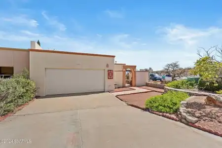6732 Camino Blanco, Las Cruces, New Mexico 88007, 2 Bedrooms Bedrooms, ,2 BathroomsBathrooms,Residential,For Sale,Camino Blanco,2602201