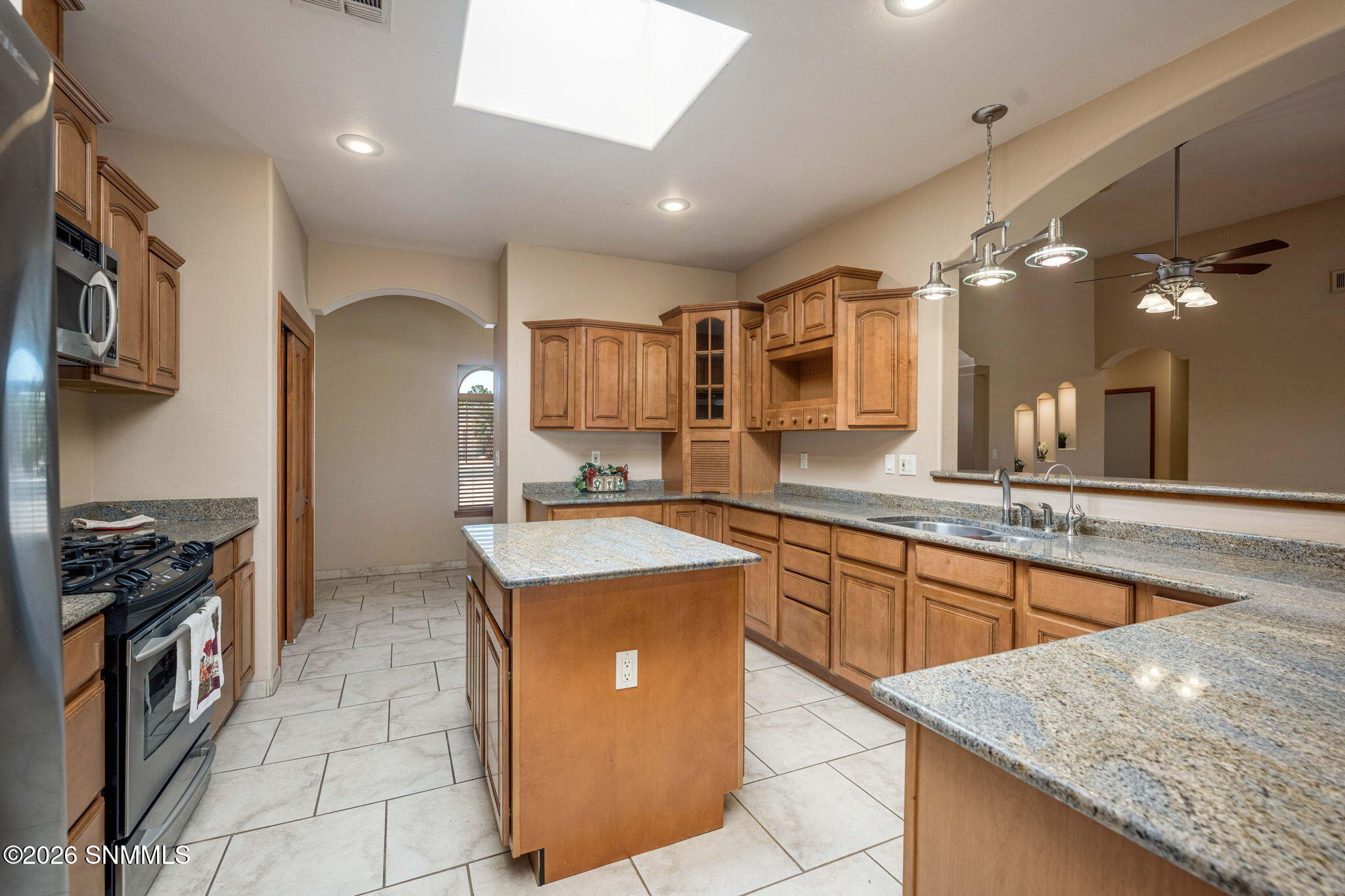 15-web-or-mls-Snappin Homes (LaPurisima4