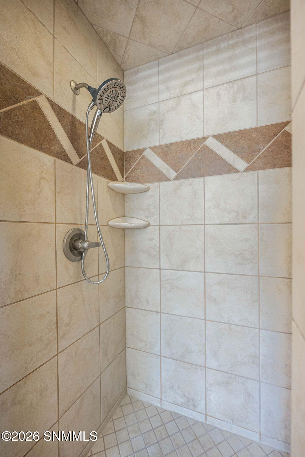25-web-or-mls-Snappin Homes (LaPurisima4