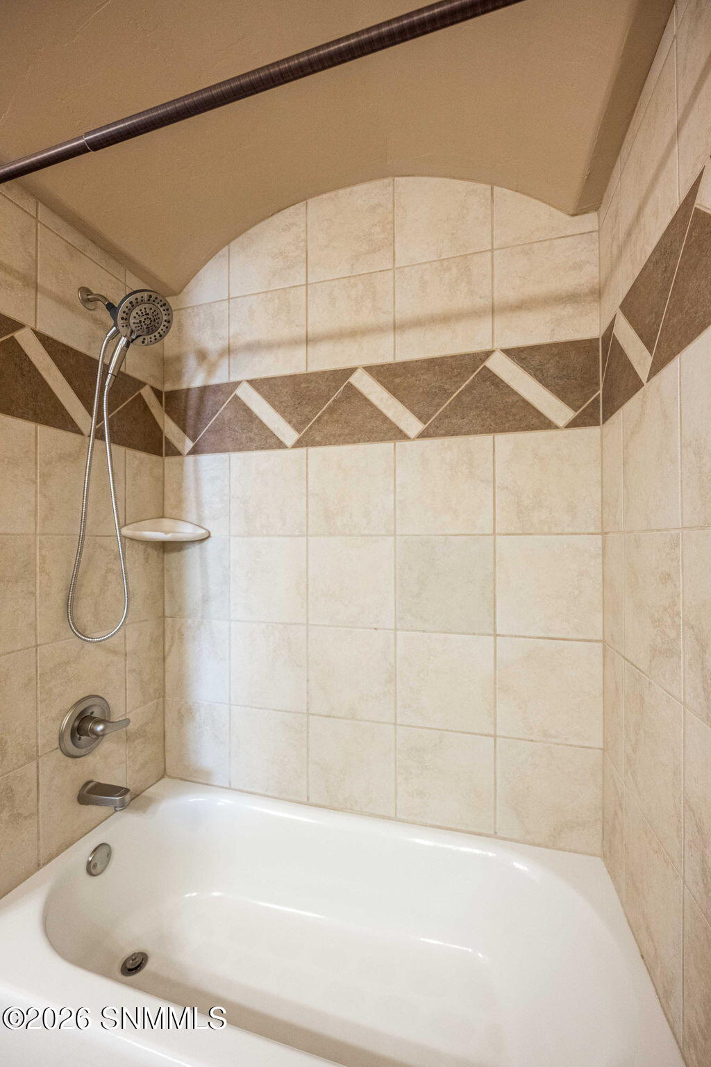 37-web-or-mls-Snappin Homes (LaPurisima4
