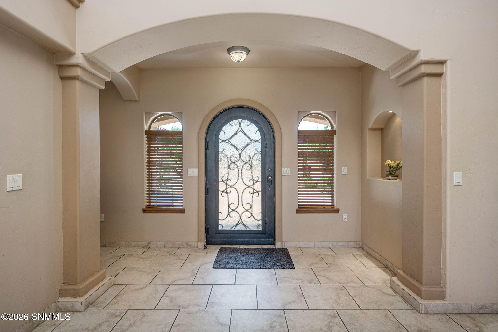 8-web-or-mls-Snappin Homes (LaPurisima40