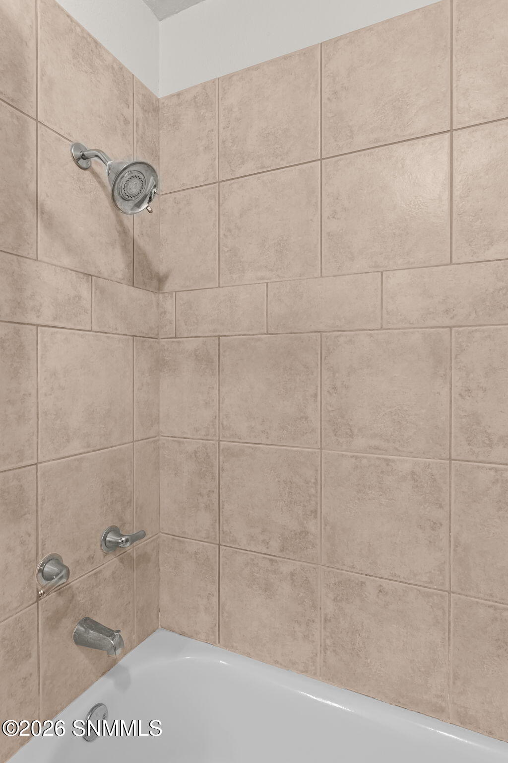 24-web-or-mls-REP-LLC_024
