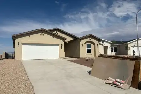 1105 Noria Court, Las Cruces, New Mexico 88012, 3 Bedrooms Bedrooms, ,2 BathroomsBathrooms,Residential,For Sale,Noria,2602219