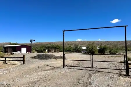 57 Old Ranch Road, Elephant Butte, New Mexico 87935, 3 Bedrooms Bedrooms, ,2 BathroomsBathrooms,Residential,For Sale,Old Ranch,2602221