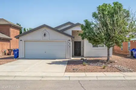 2928 San Lorenzo Avenue, Las Cruces, New Mexico 88007, 3 Bedrooms Bedrooms, ,2 BathroomsBathrooms,Residential,For Sale,San Lorenzo,2602040