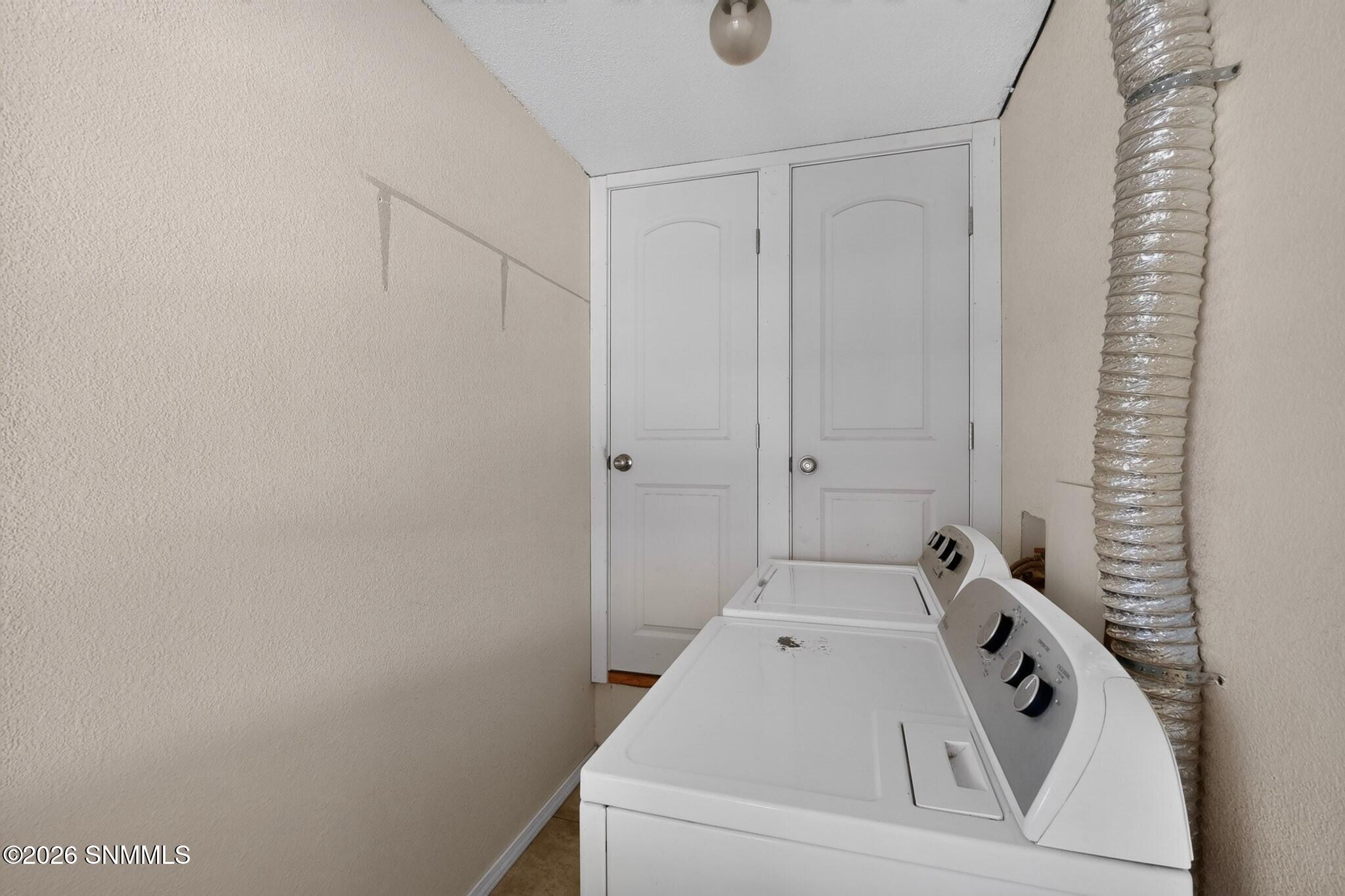 3dcasas-1135-larry-dr-042