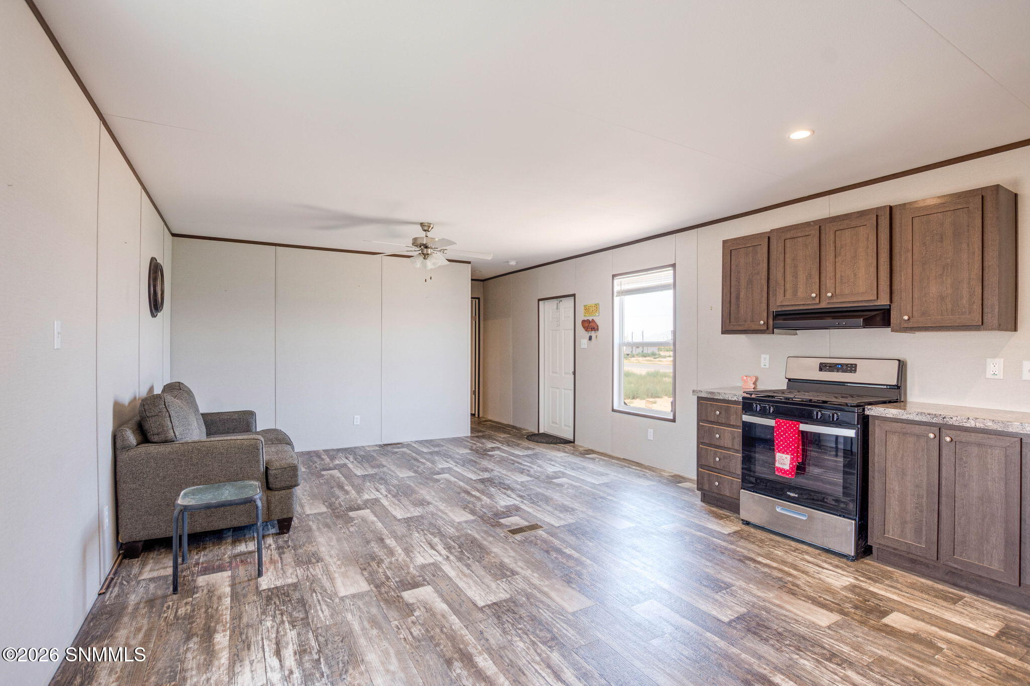 7-web-or-mls-Snappin Homes (KalahariDese