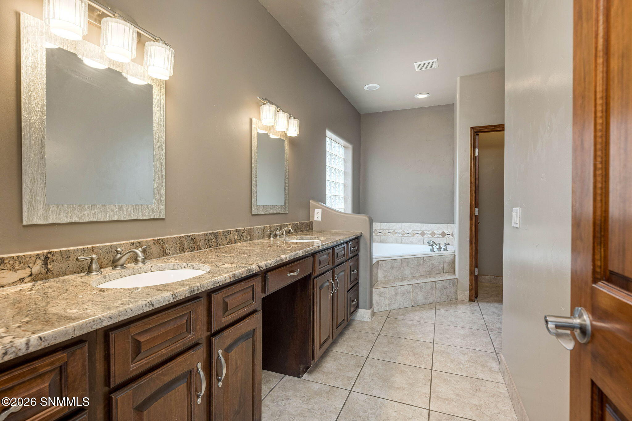 23-web-or-mls-Snappin Homes (SanCarlos51