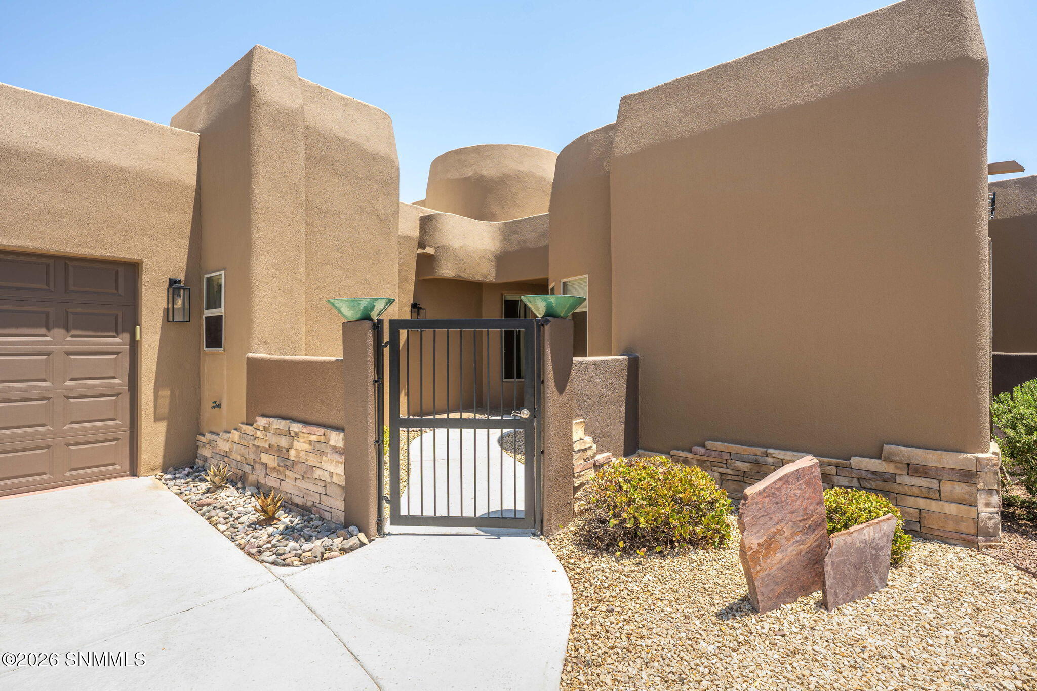 3-web-or-mls-Snappin Homes (SanCarlos519
