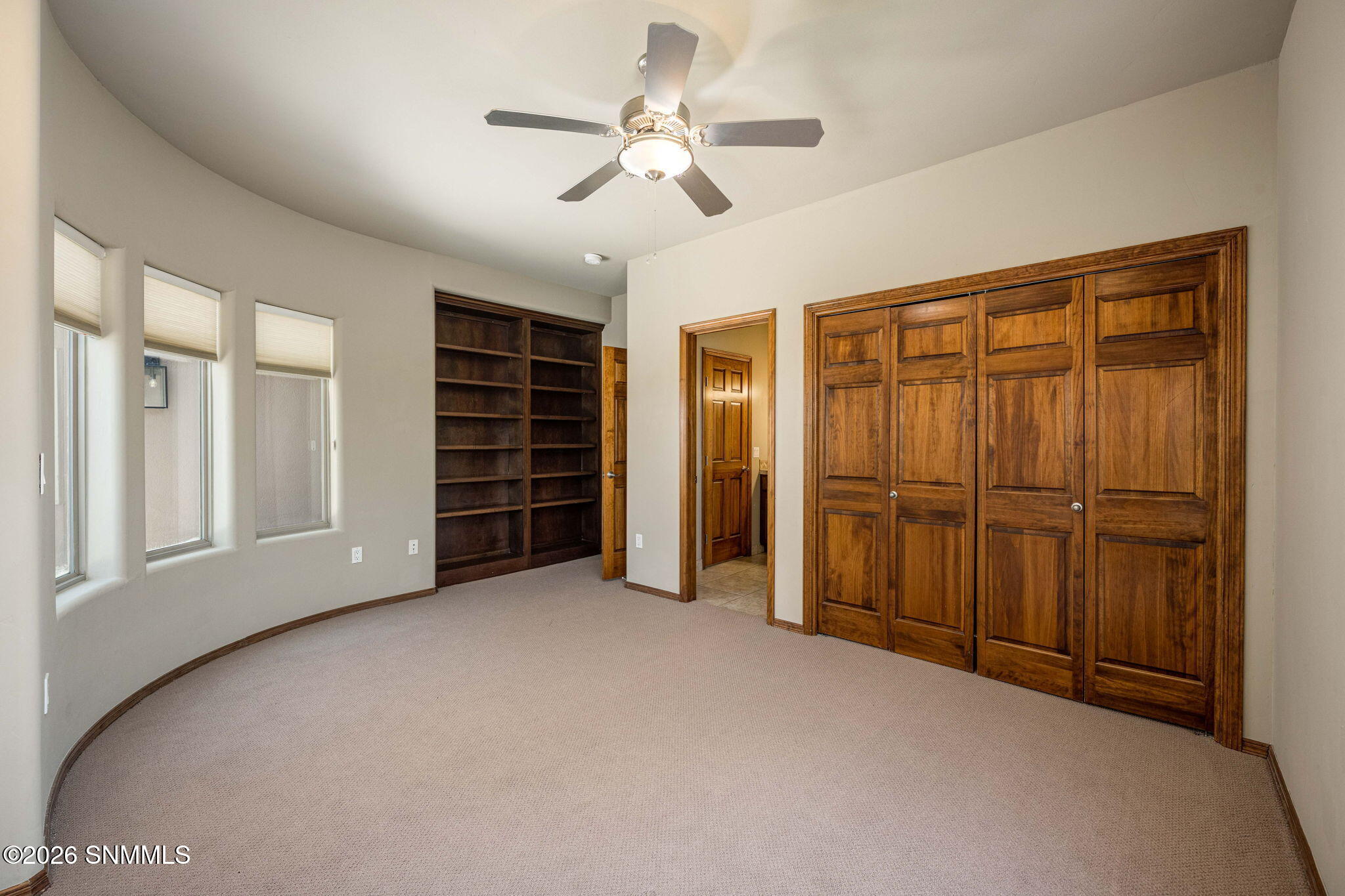 32-web-or-mls-Snappin Homes (SanCarlos51