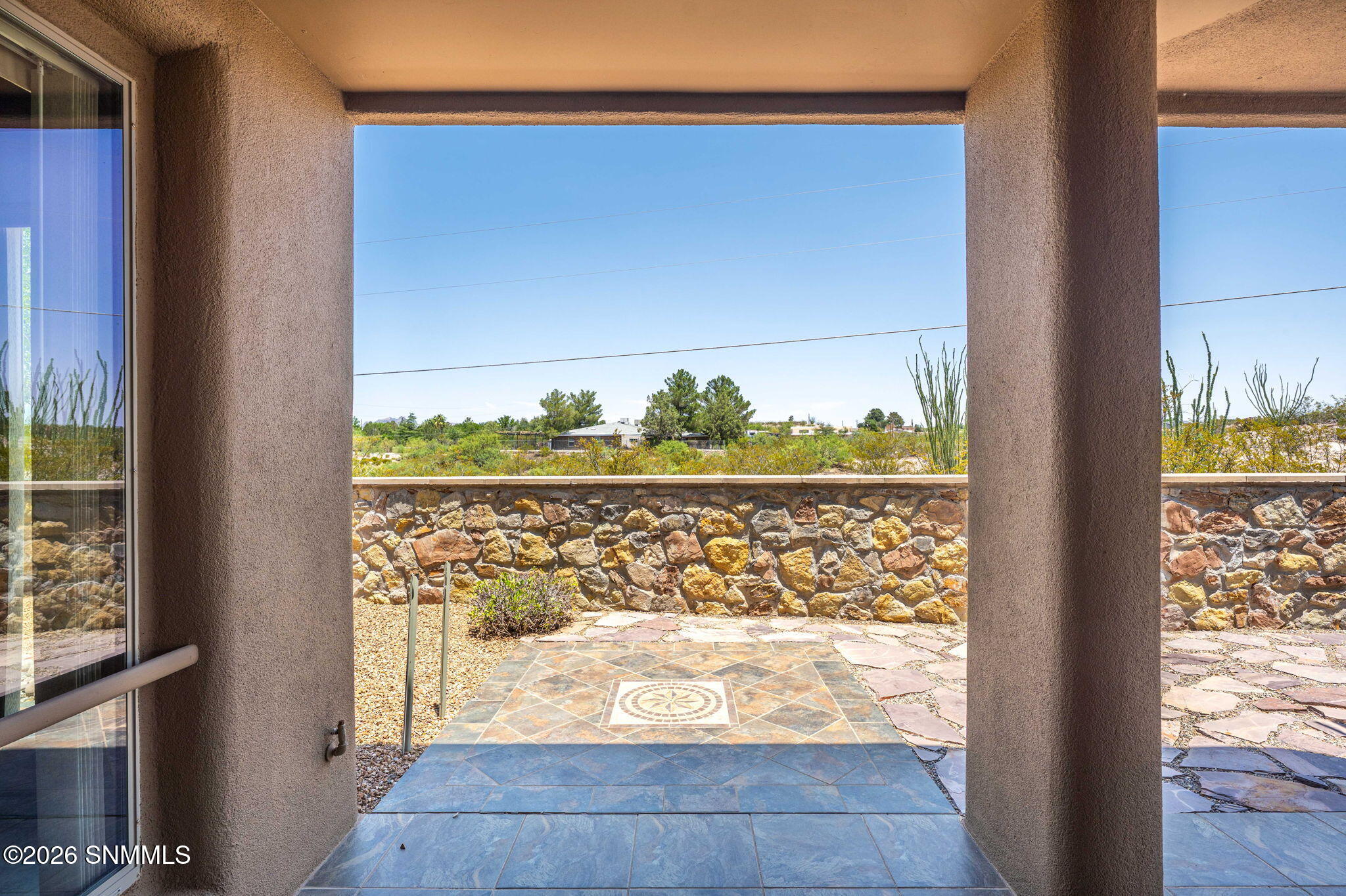 39-web-or-mls-Snappin Homes (SanCarlos51
