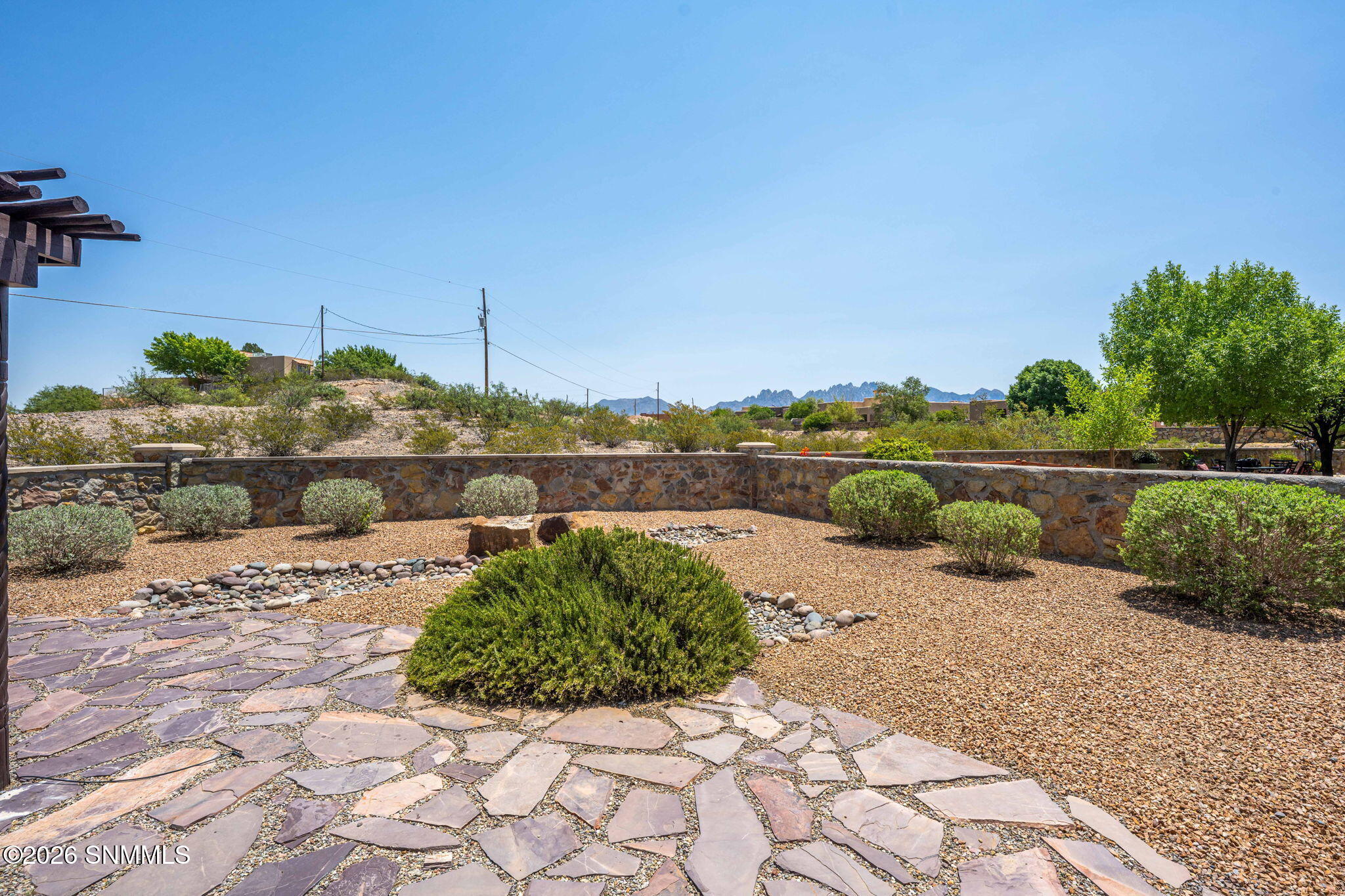 43-web-or-mls-Snappin Homes (SanCarlos51
