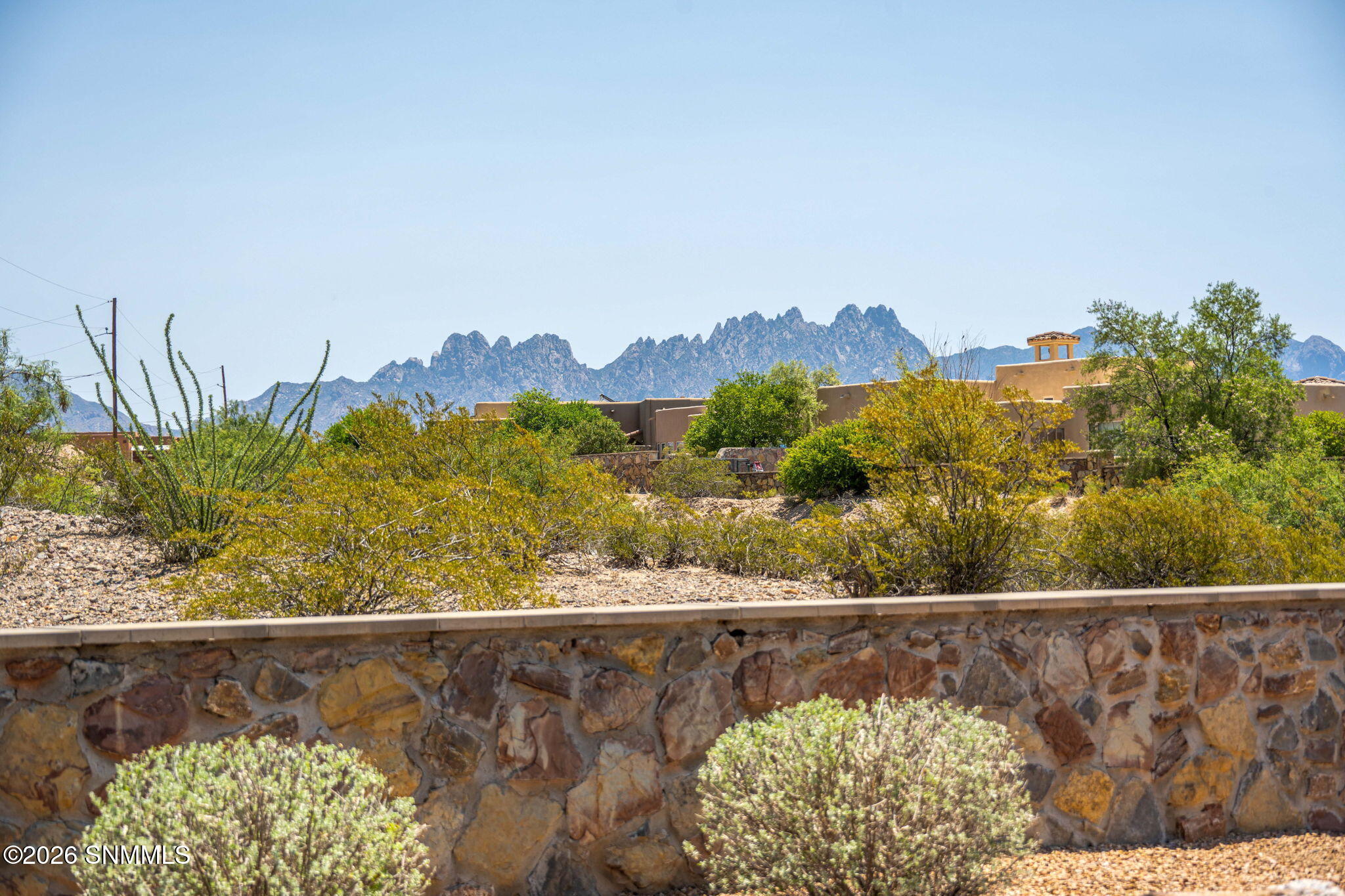 45-web-or-mls-Snappin Homes (SanCarlos51