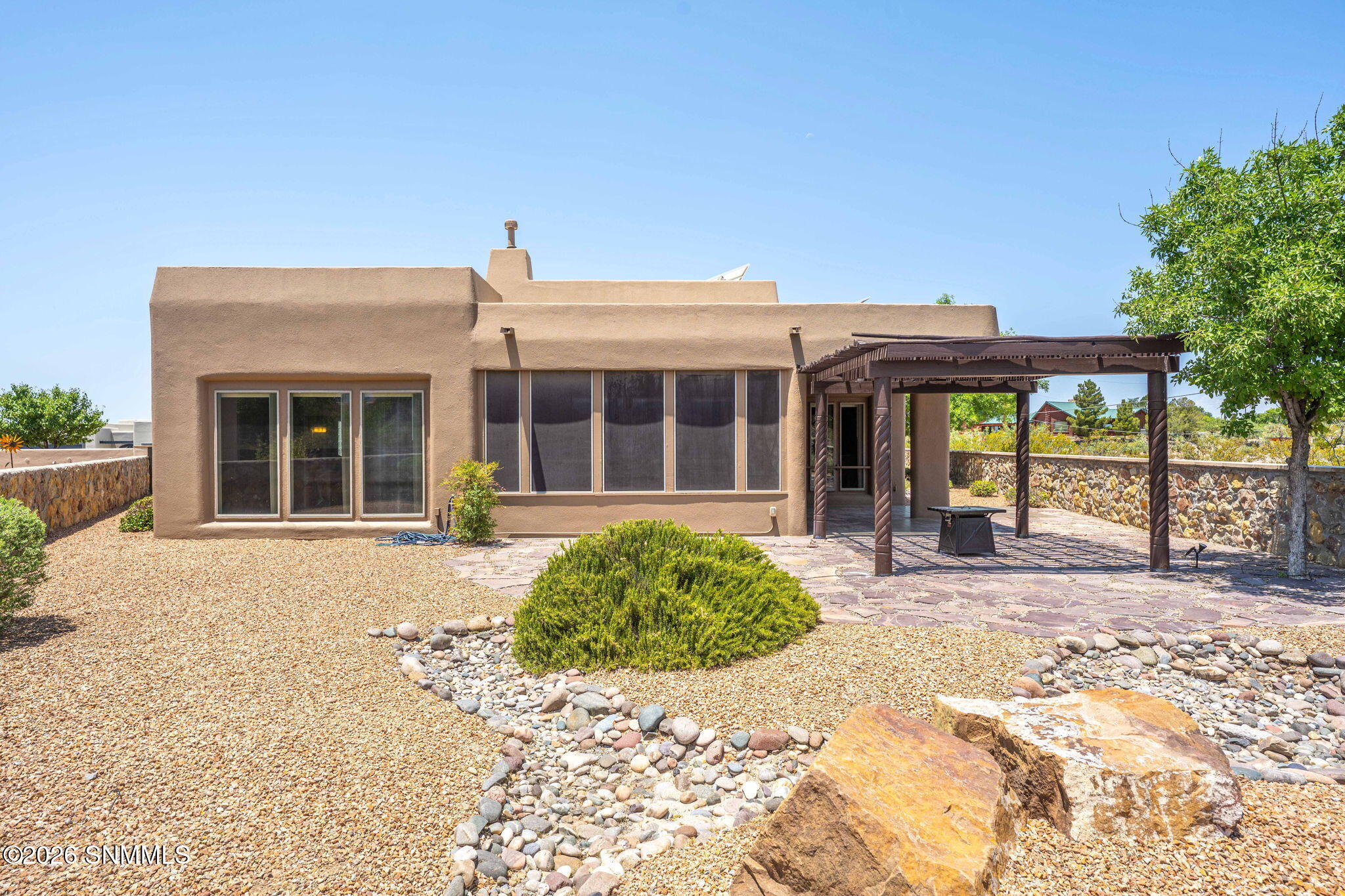 49-web-or-mls-Snappin Homes (SanCarlos51