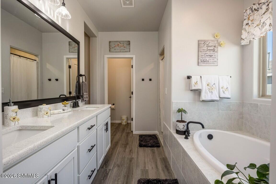 20-web-or-mls-Snappin Homes (Arabela4905