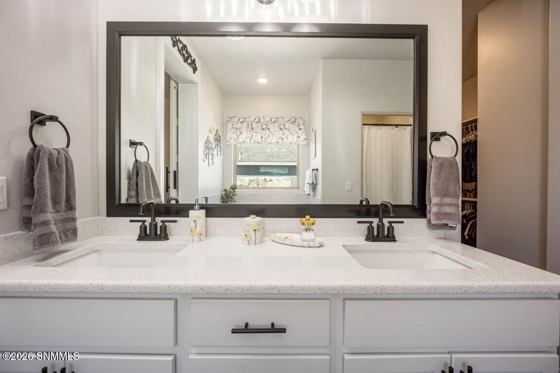 21-web-or-mls-Snappin Homes (Arabela4905