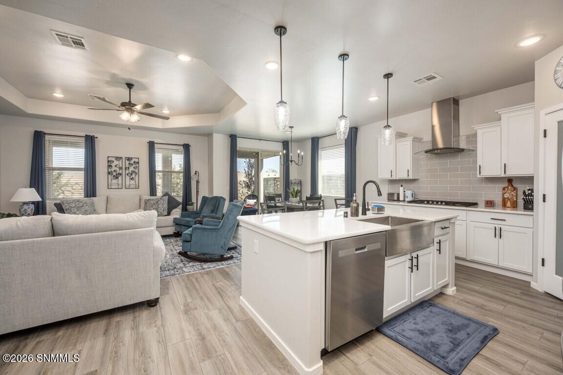 7-web-or-mls-Snappin Homes (Arabela4905)