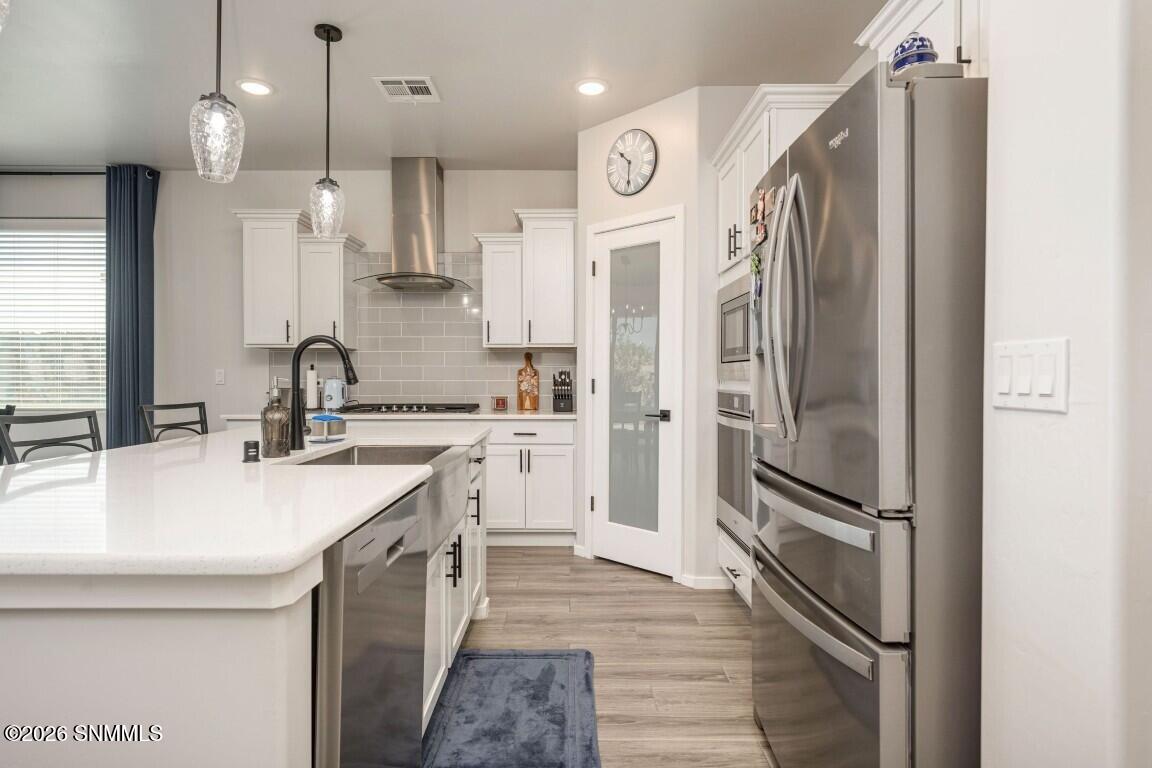 8-web-or-mls-Snappin Homes (Arabela4905)