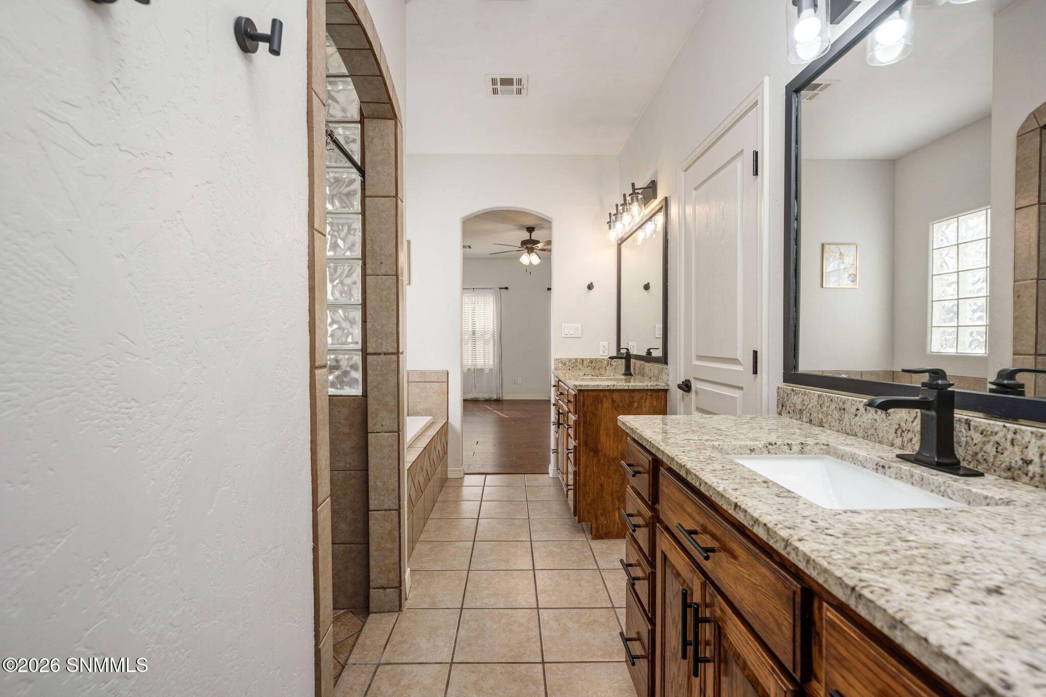 26-web-or-mls-Snappin Homes (SouthernSta