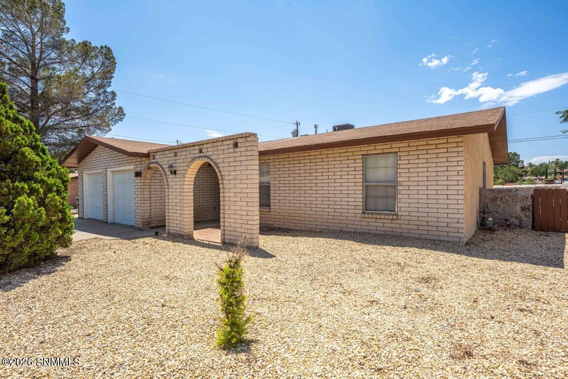 3-web-or-mls-Snappin Homes (Dyer3121)-3