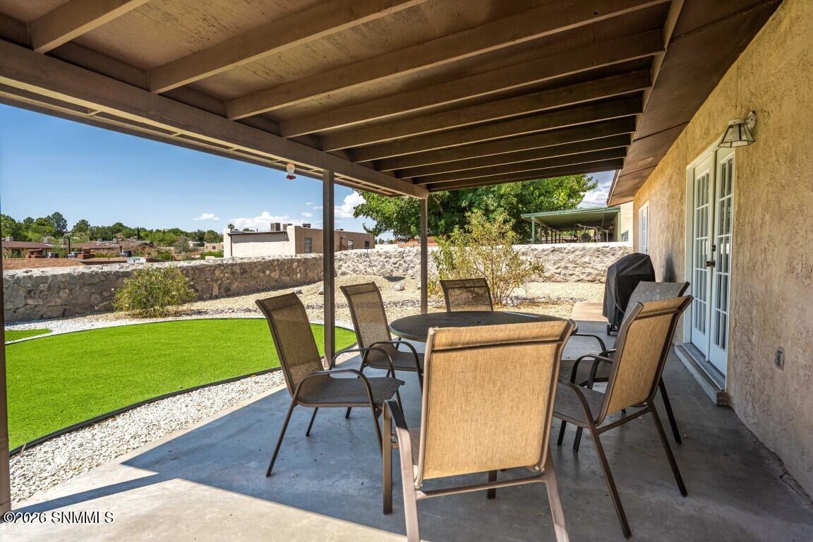 32-web-or-mls-Snappin Homes (Dyer3121)-3