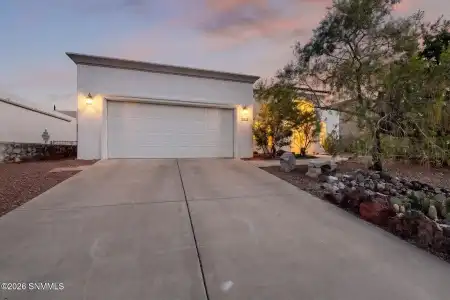2933 Springs Road, Las Cruces, New Mexico 88011, 3 Bedrooms Bedrooms, ,2 BathroomsBathrooms,Residential,For Sale,Springs,2602236