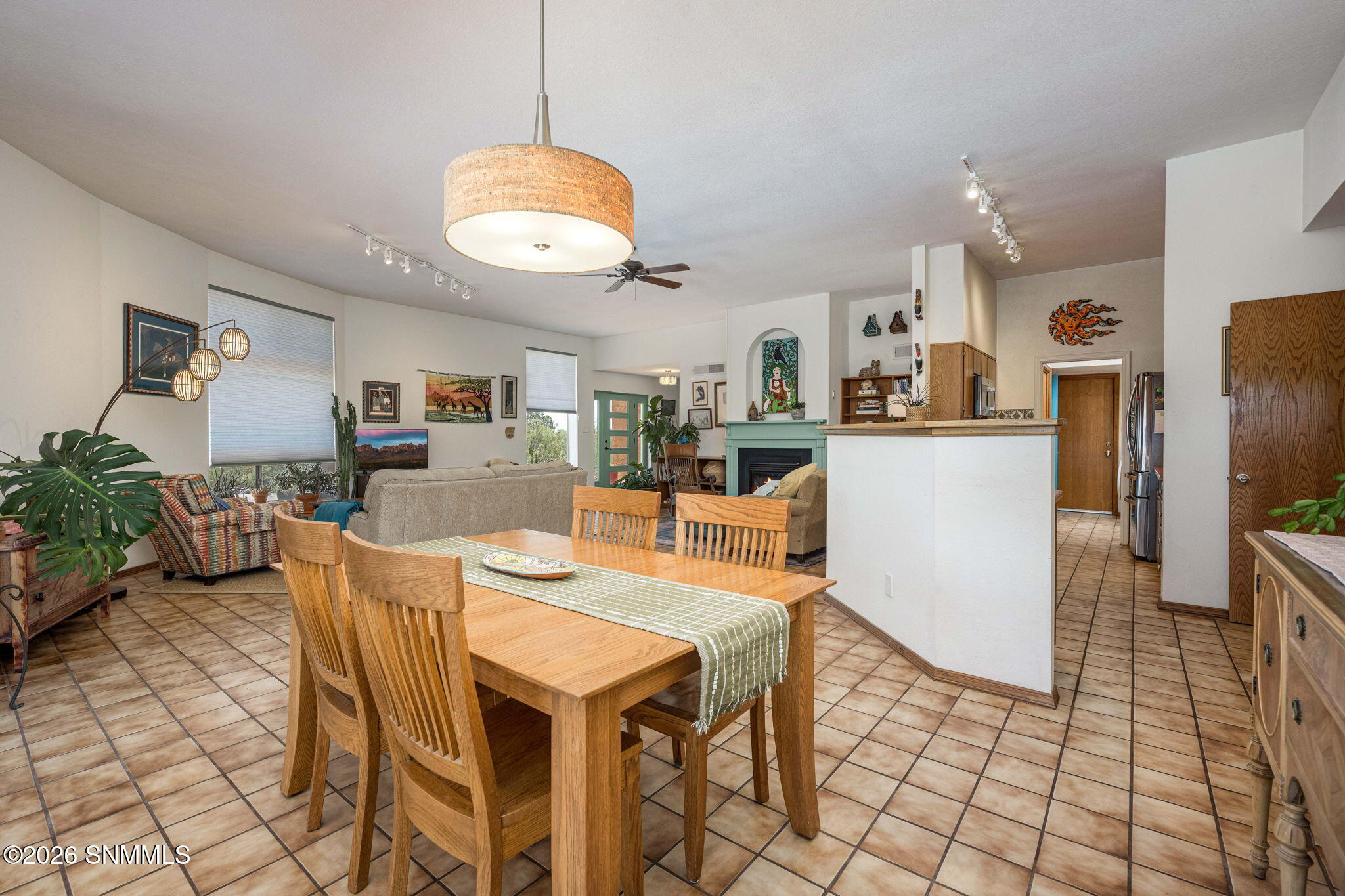 12-web-or-mls-Snappin Homes (Sotol4155)-