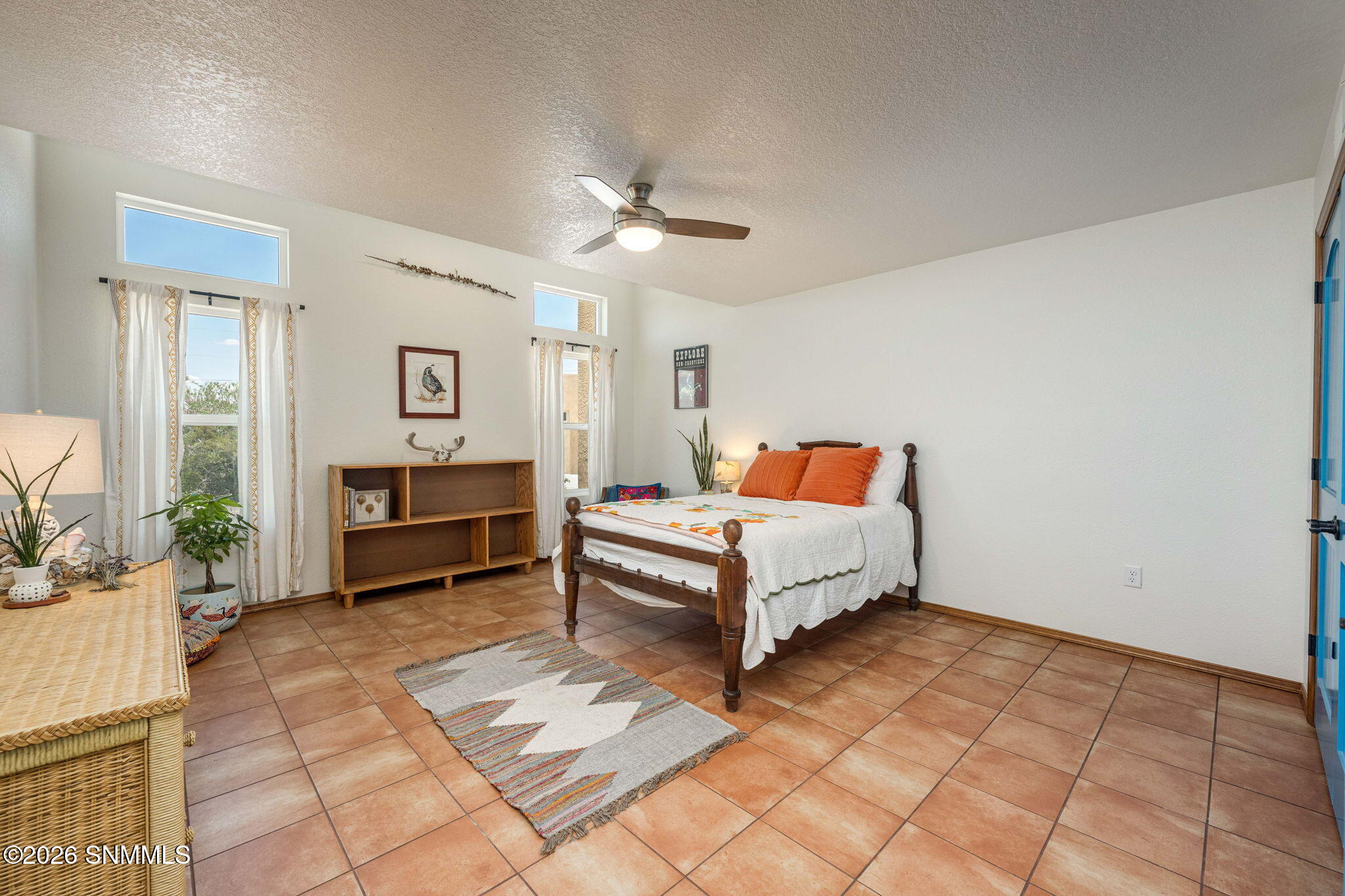 27-web-or-mls-Snappin Homes (Sotol4155)-