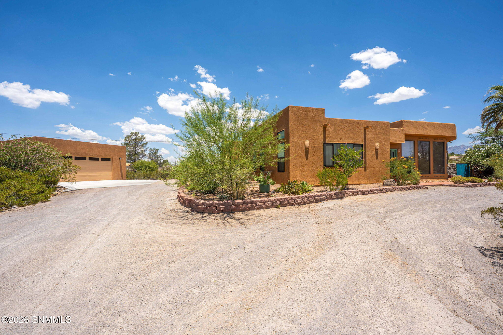 2-web-or-mls-Snappin Homes (Sotol4155)-2