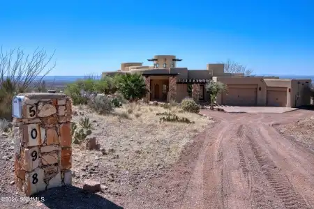 5098 Ventana View Road, Las Cruces, New Mexico 88011, 3 Bedrooms Bedrooms, ,2.5 BathroomsBathrooms,Residential,For Sale,Ventana View,2600696