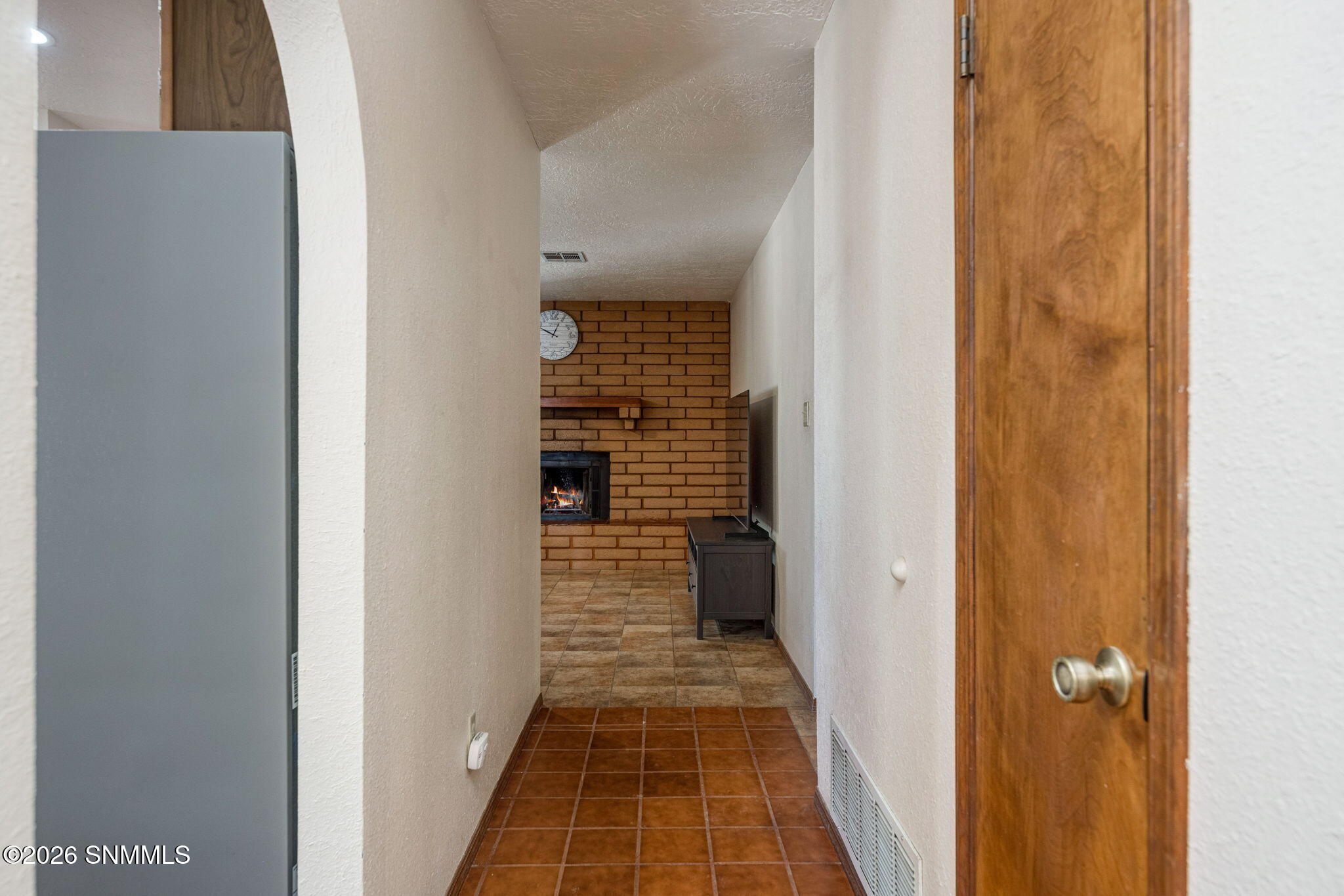 9-web-or-mls-Snappin Homes (Taylor651)-9