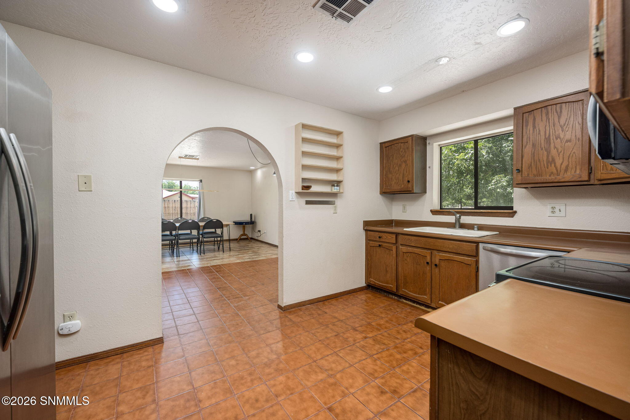 13-web-or-mls-Snappin Homes (Taylor651)-