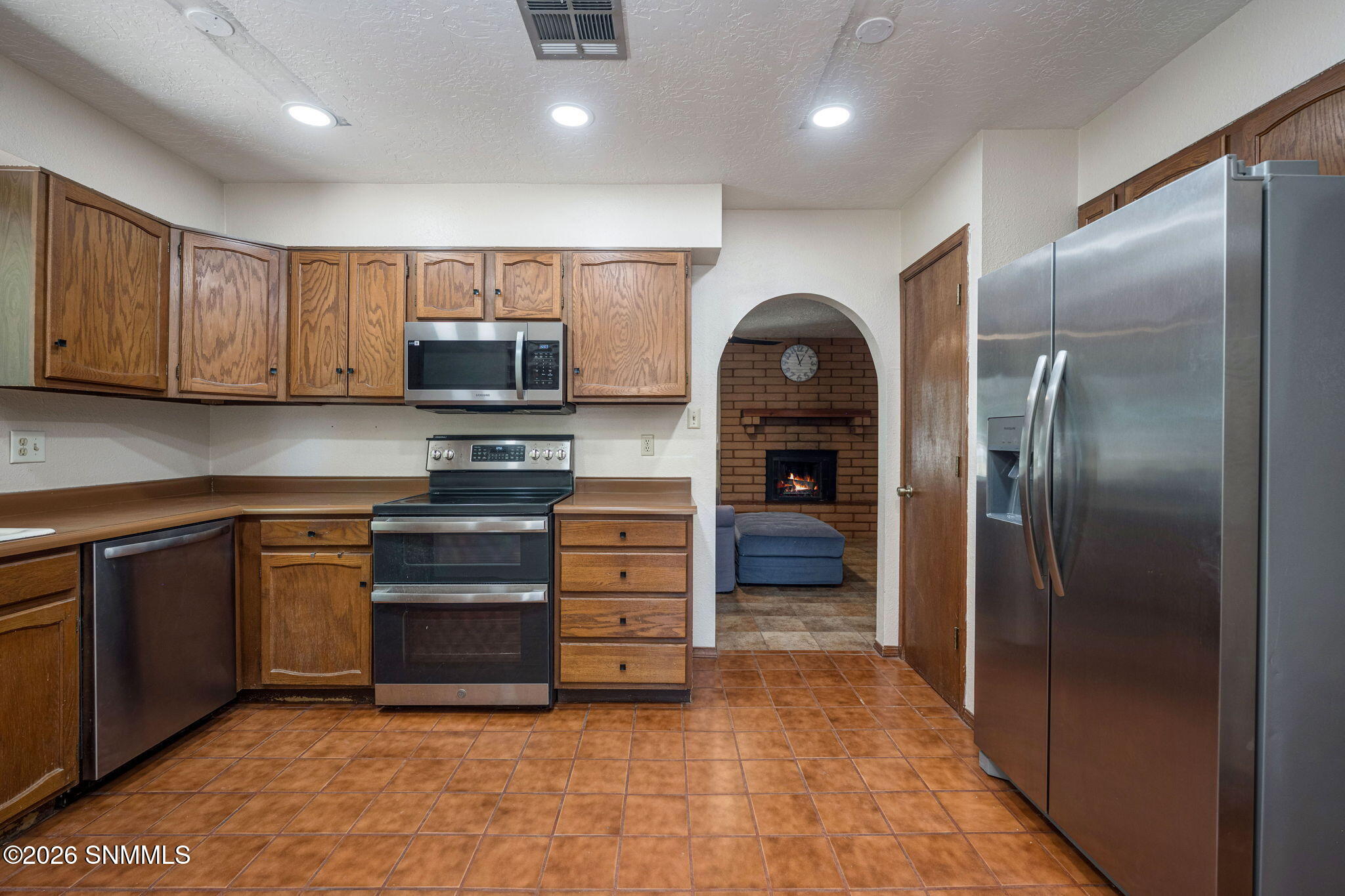 16-web-or-mls-Snappin Homes (Taylor651)-