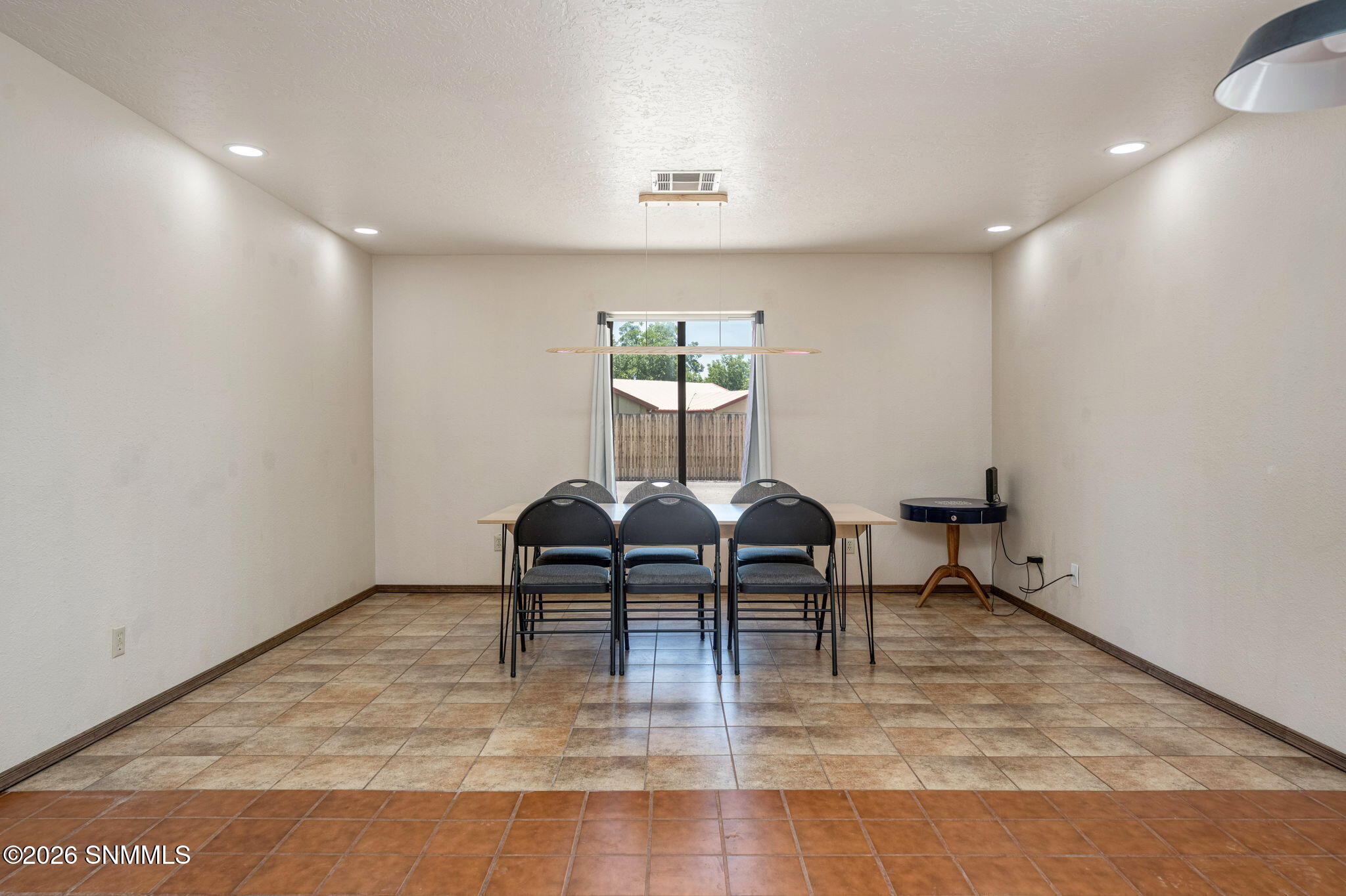 18-web-or-mls-Snappin Homes (Taylor651)-