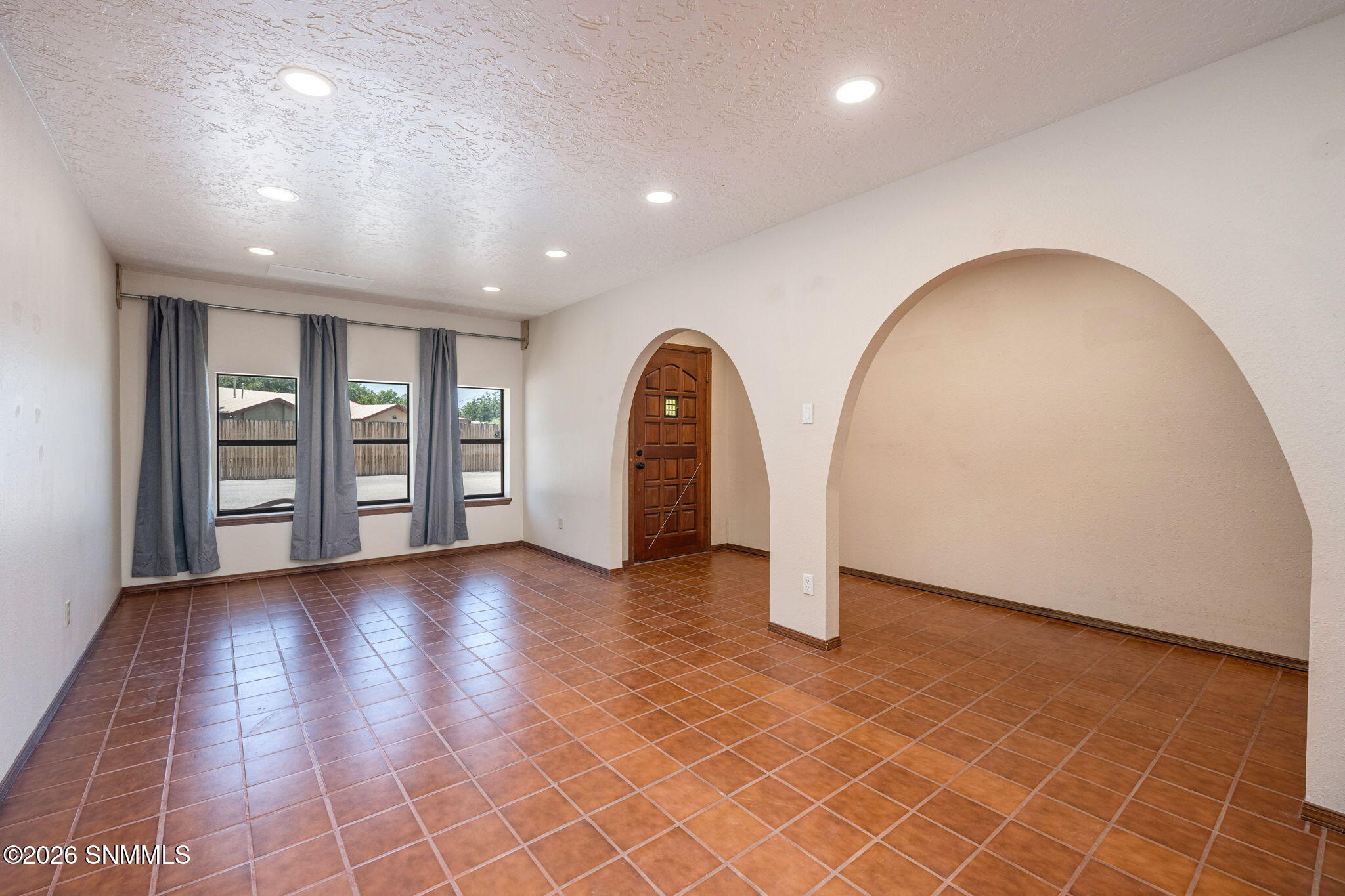 7-web-or-mls-Snappin Homes (Taylor651)-7