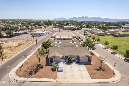 1362 Santa Fe, Las Cruces, New Mexico 88001, 6 Bedrooms Bedrooms, ,Residential Income,For Sale,Santa Fe,2602247
